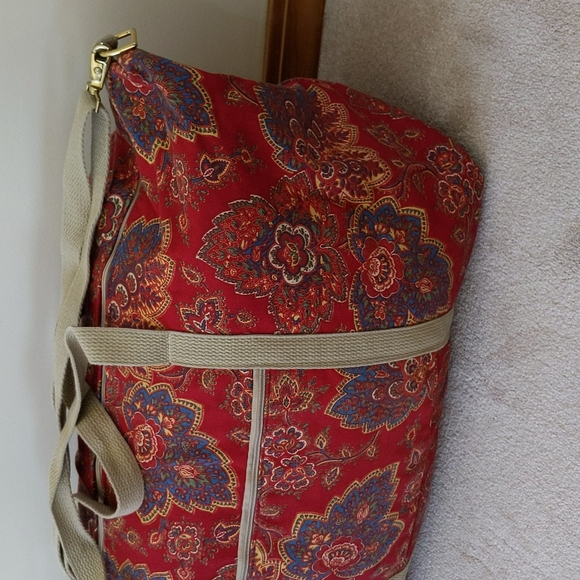 Paisley Floral Weekender Overnight Tote Duffel Shoulder Bag - Picture 16 of 17